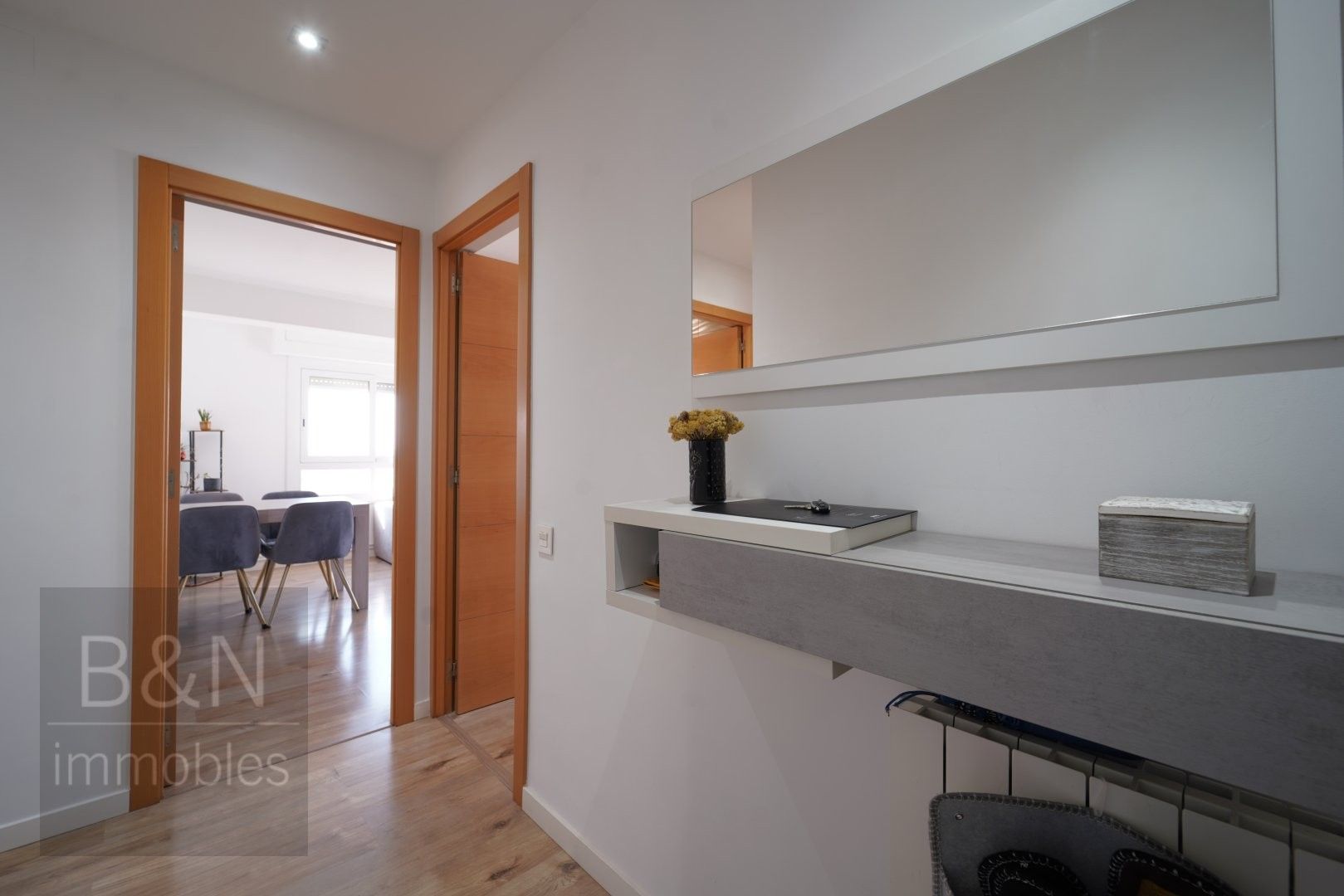 Flat for sale in Terrassa  with Air Conditioner and Heating