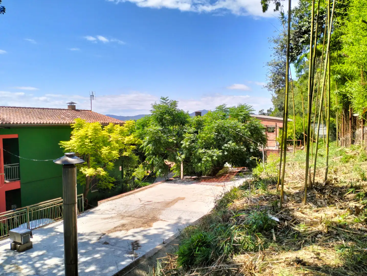 Vista exterior de Casa o xalet en venda en Cervià de Ter amb Jardí privat, Terrassa i Balcó