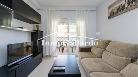 Foto 2 de Pis en venda a Torre de Benagalbón, Málaga