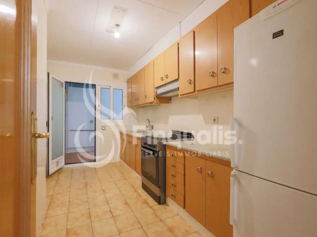 Kitchen of Flat for sale in Granollers