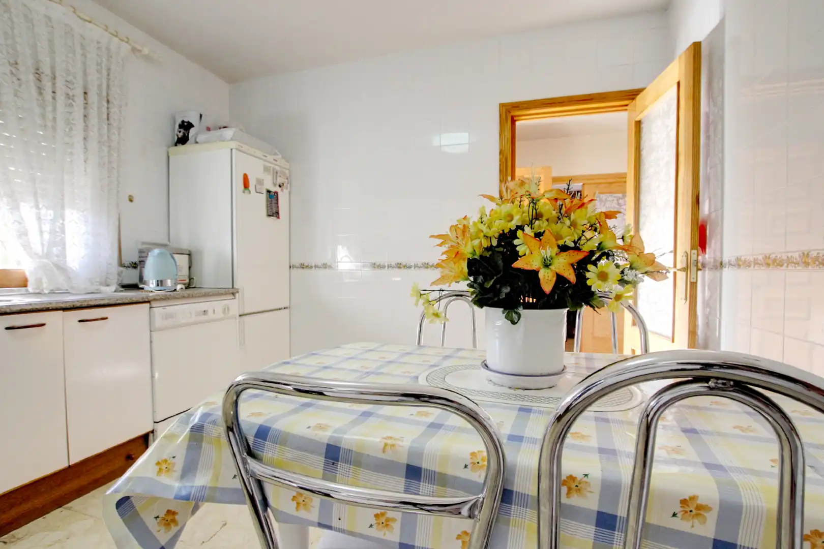 Cocina de Casa o chalet en venta en Colmenar del Arroyo con Calefacción, Jardín privado y Terraza