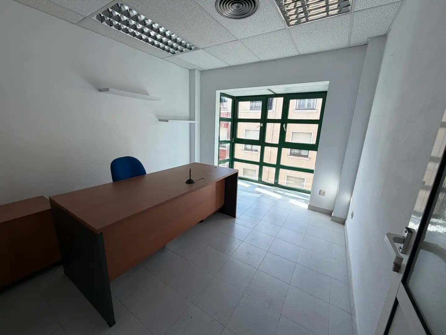 Office for rent in Ponferrada  with Furnished