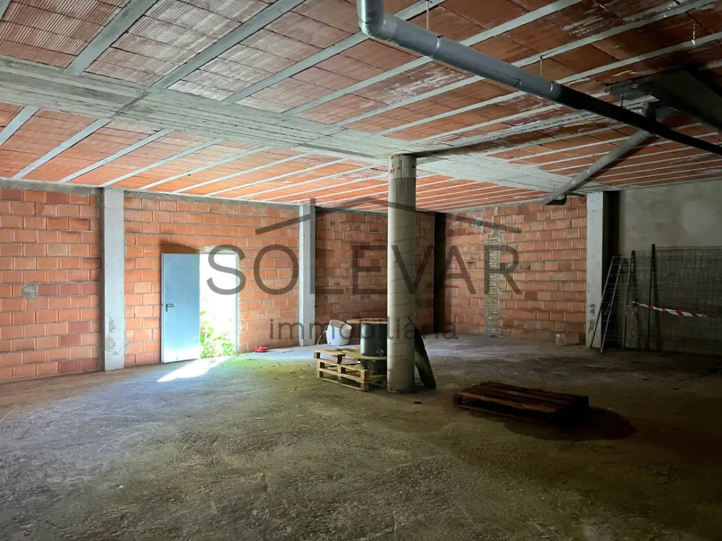 Local comercial en venda a Calle SEIX I FAYA, imagen 4