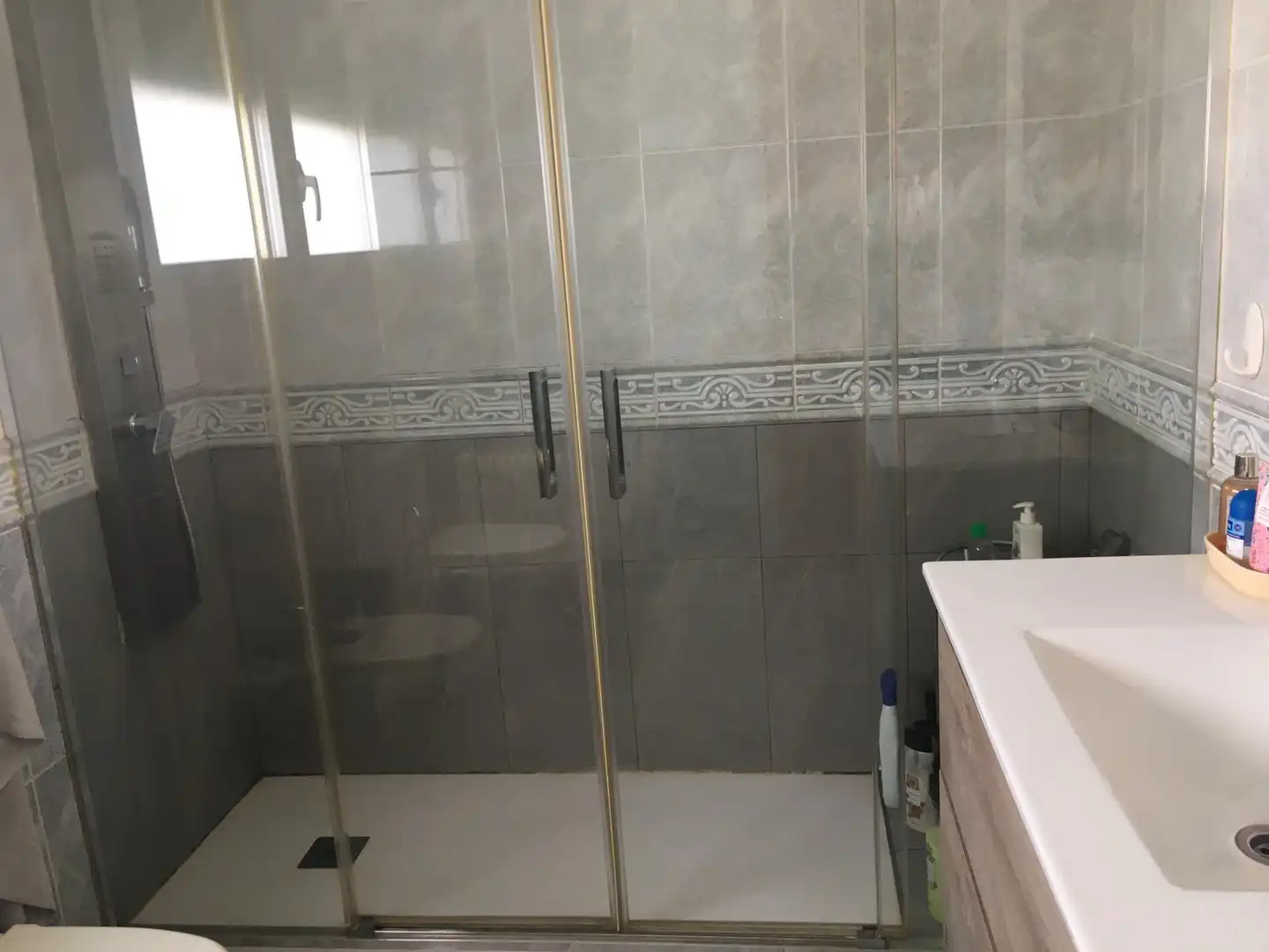 Bathroom of Houses for sale in Sabadell  with Air Conditioner, Terrace and Balcony