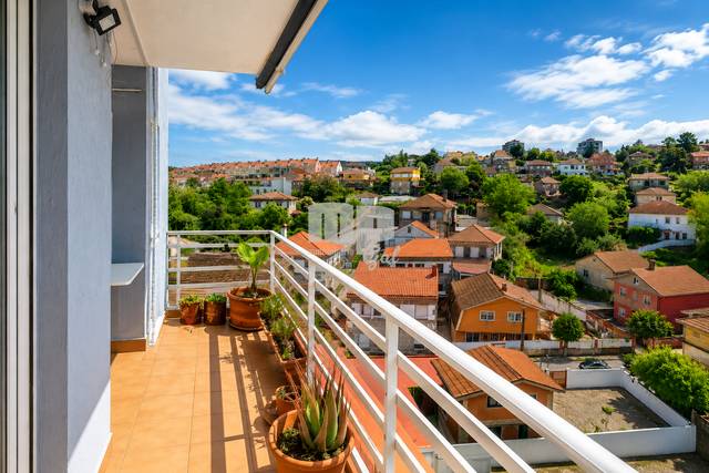 Piso en Venta en Rúa Camilo Veiga en Coia