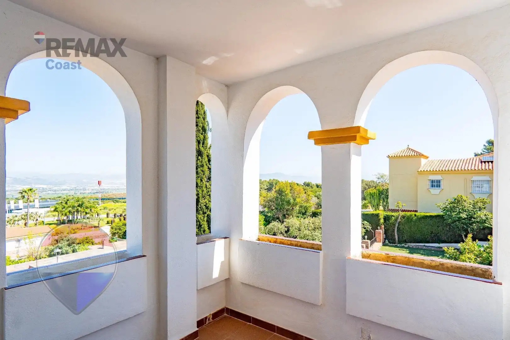 Terrassa de Casa o xalet en venda en Alhaurín de la Torre amb Piscina comunitària