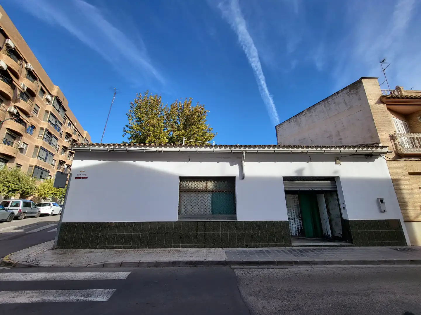 Vista exterior de Local en venta en Aldaia