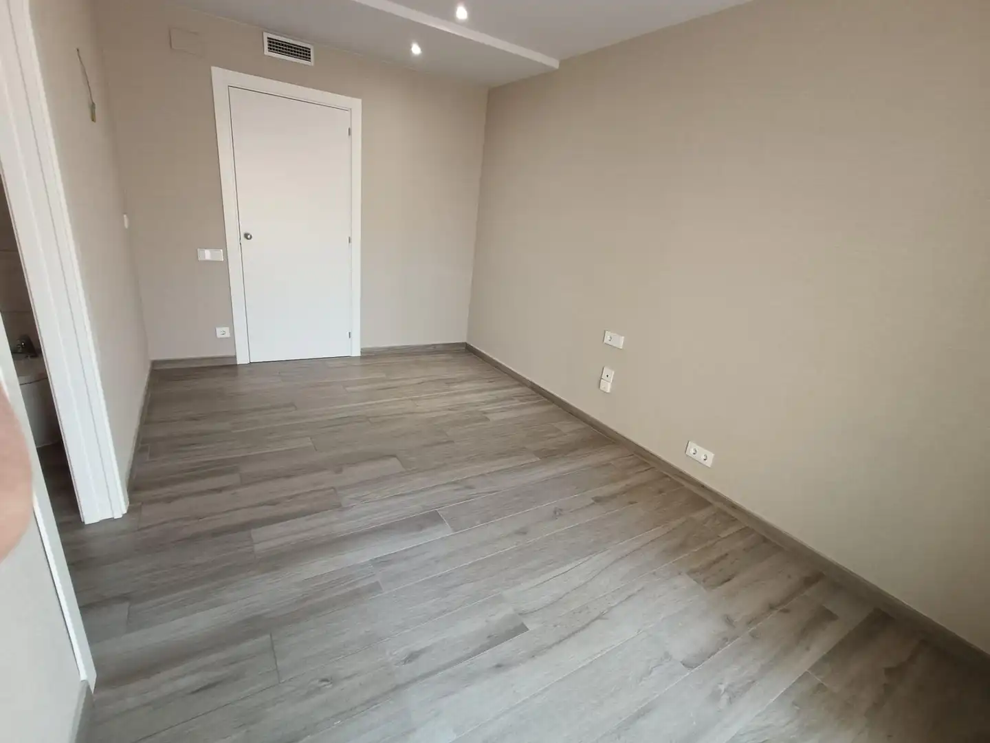 Habitación de Dúplex en venta en Arenys de Mar con Aire acondicionado, Calefacción y Terraza