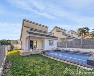 Exterior view of House or chalet for sale in Peñíscola / Peníscola  with Air Conditioner, Private garden and Terrace