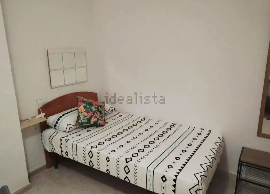 Bedroom of Flat for rent in Granada  with Furnished