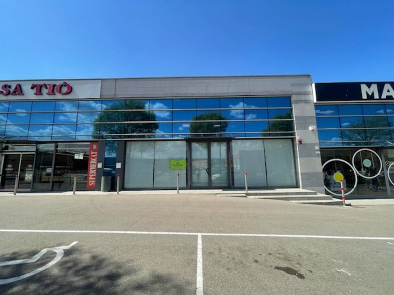 Exterior view of Industrial buildings to rent in Vic  with Heating and Alarm