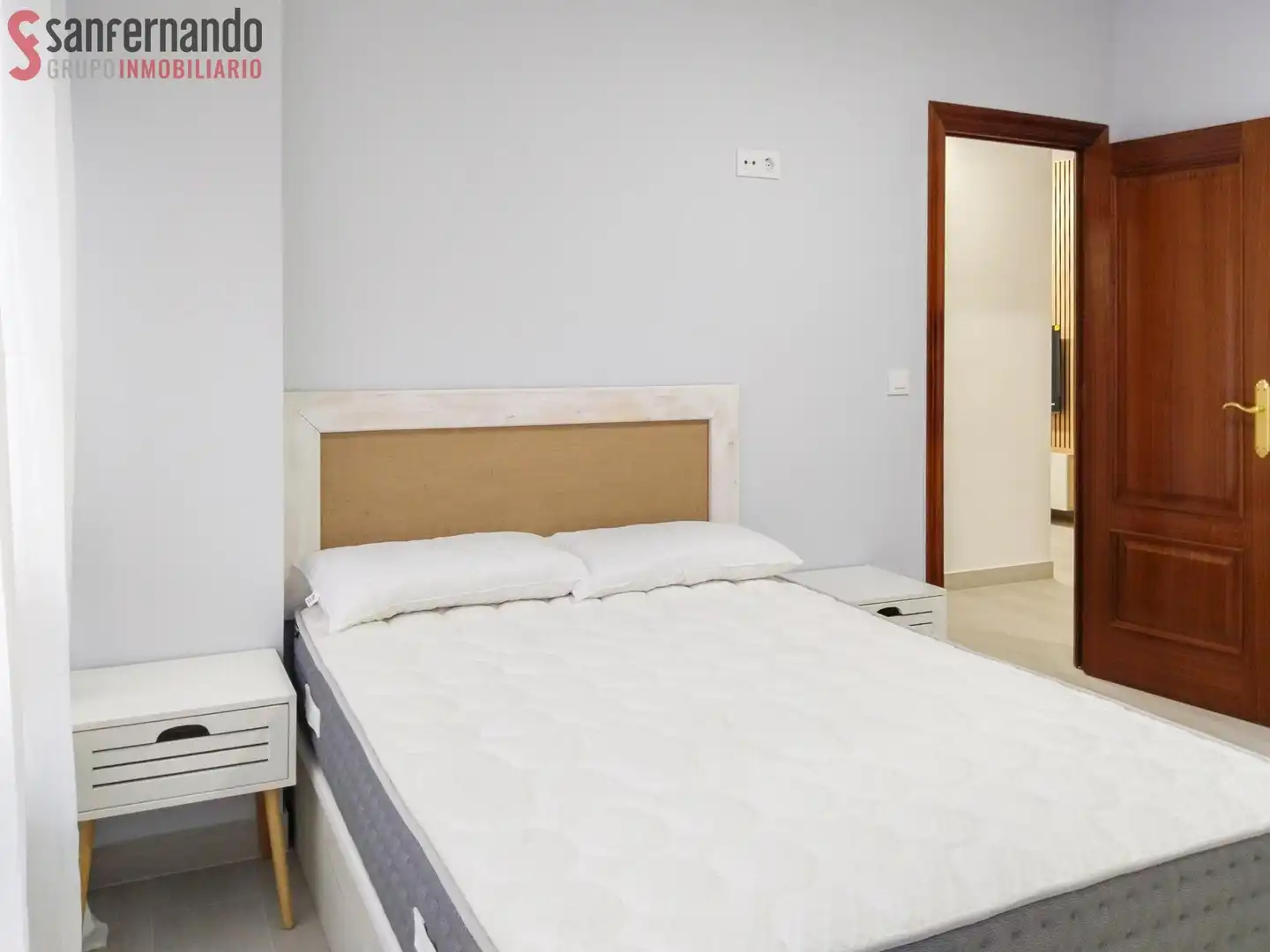 Appartamento con terrazza in vendita a Calle de la Llama, imagen 4
