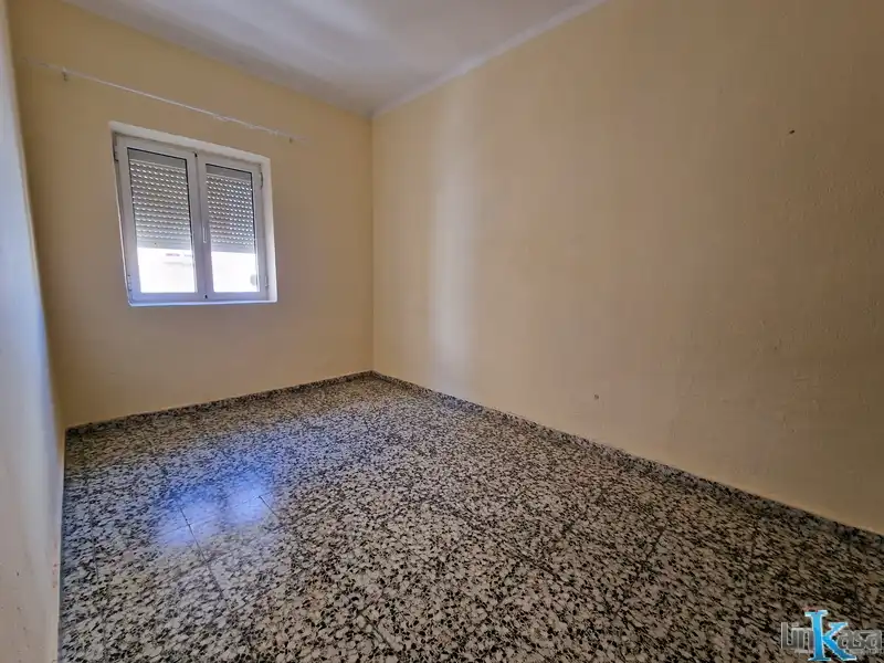 Habitación de Piso en venta en Linares con Balcón