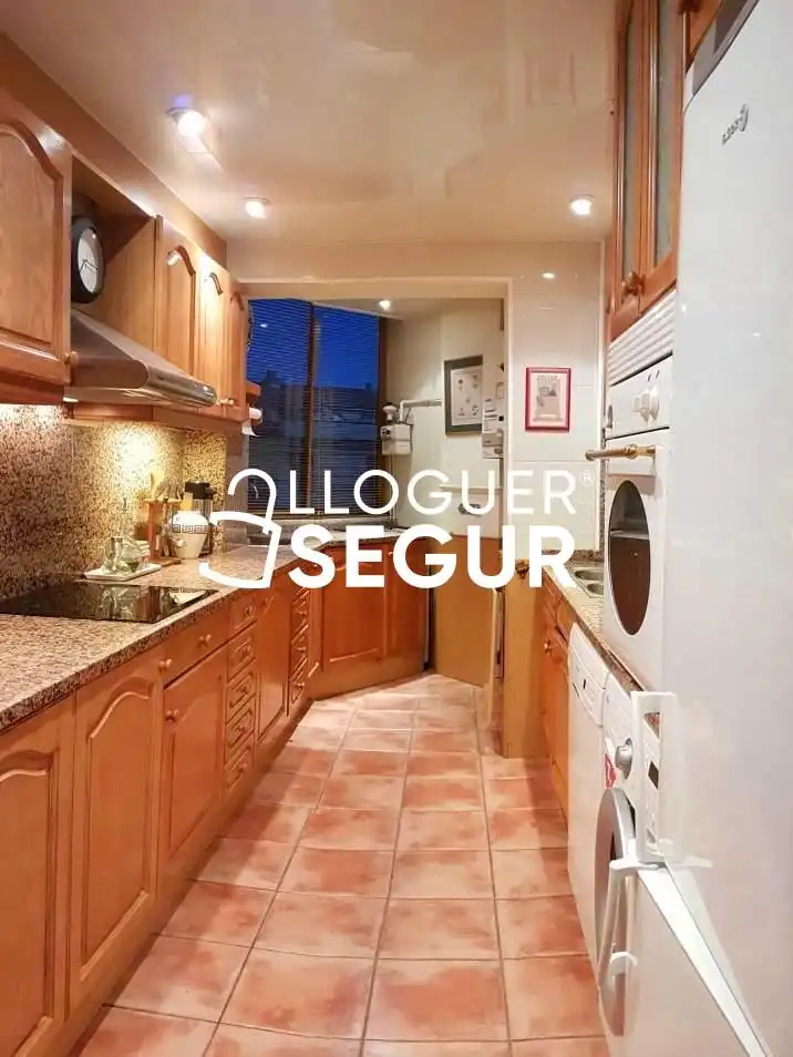 Piso de alquiler en Marítim, Centre