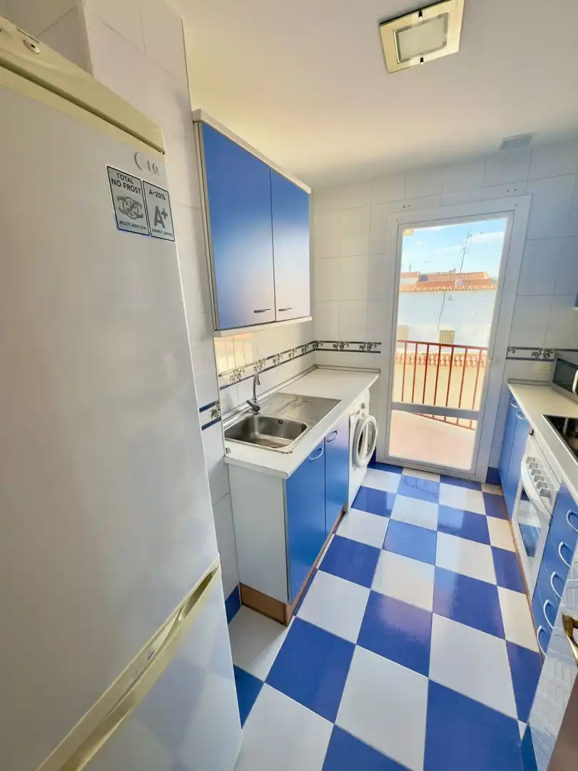 Küche von Wohnung zum Verkauf in Valdepeñas mit Heizung, Parkett und Balkon