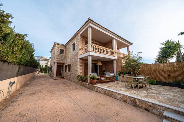 Casa adosada en Venta en Badia Blava - Badia Gran - Tolleric