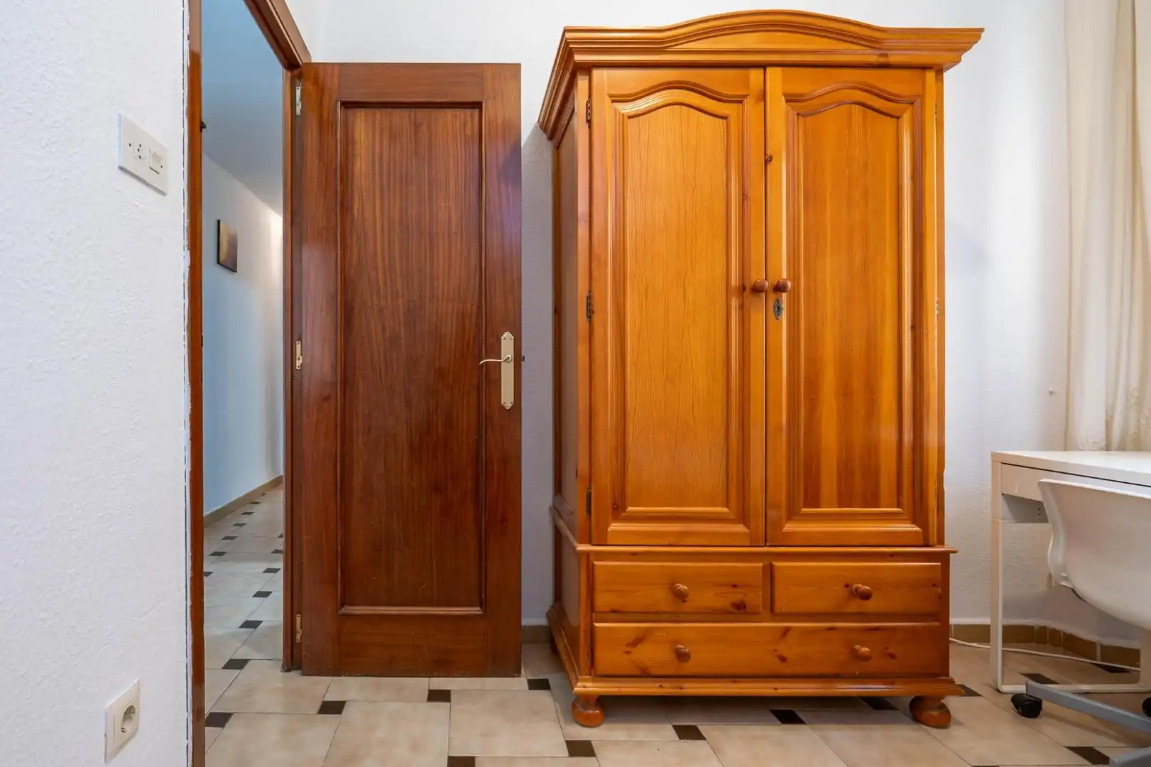 Habitación de Piso en venta en Granada