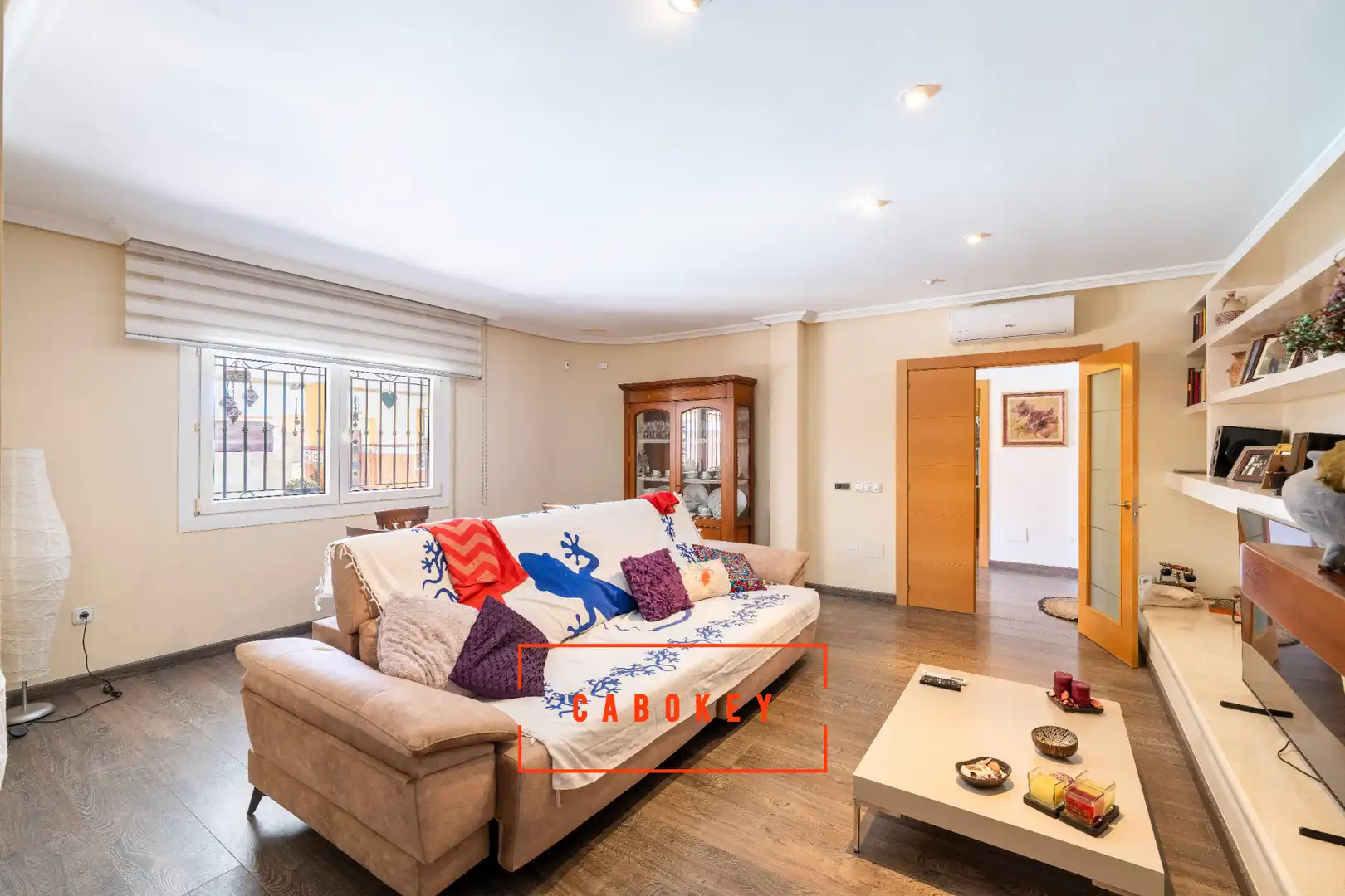 Sala de estar de Casa o chalet en venta en Huércal de Almería con Aire acondicionado, Calefacción y Jardín privado