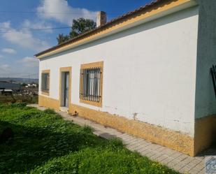 Country house for sale in La Zarza (Badajoz)