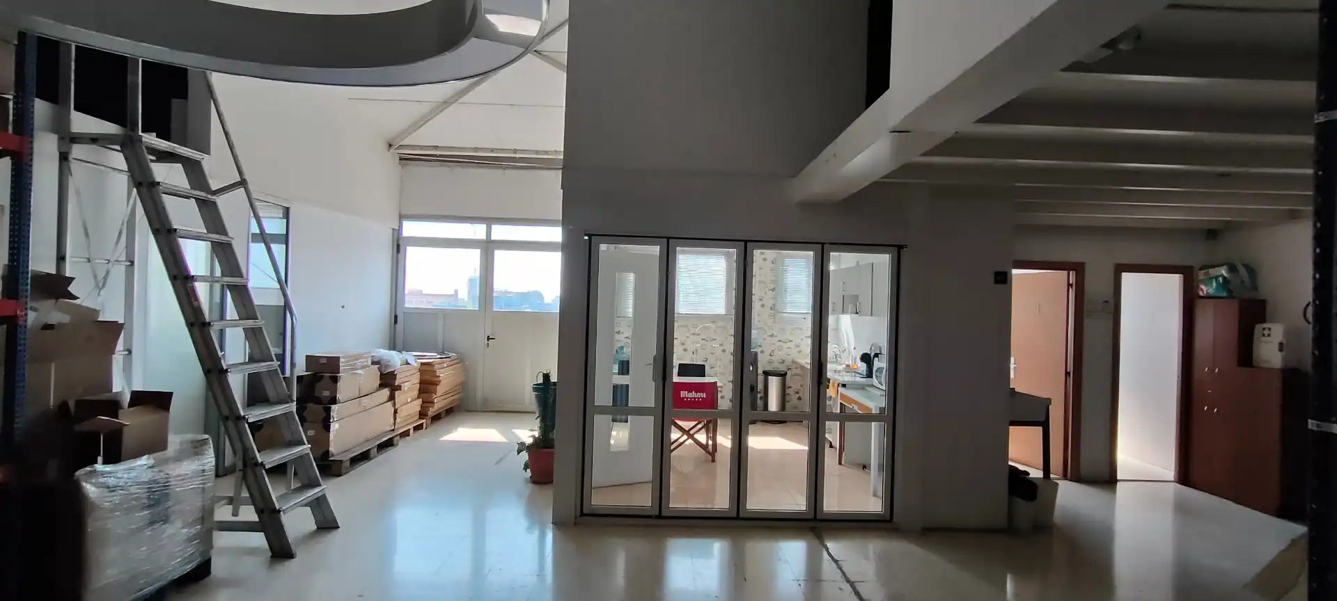 Nave industrial en venta en Cabrera de Mar con Calefacción y Alarma