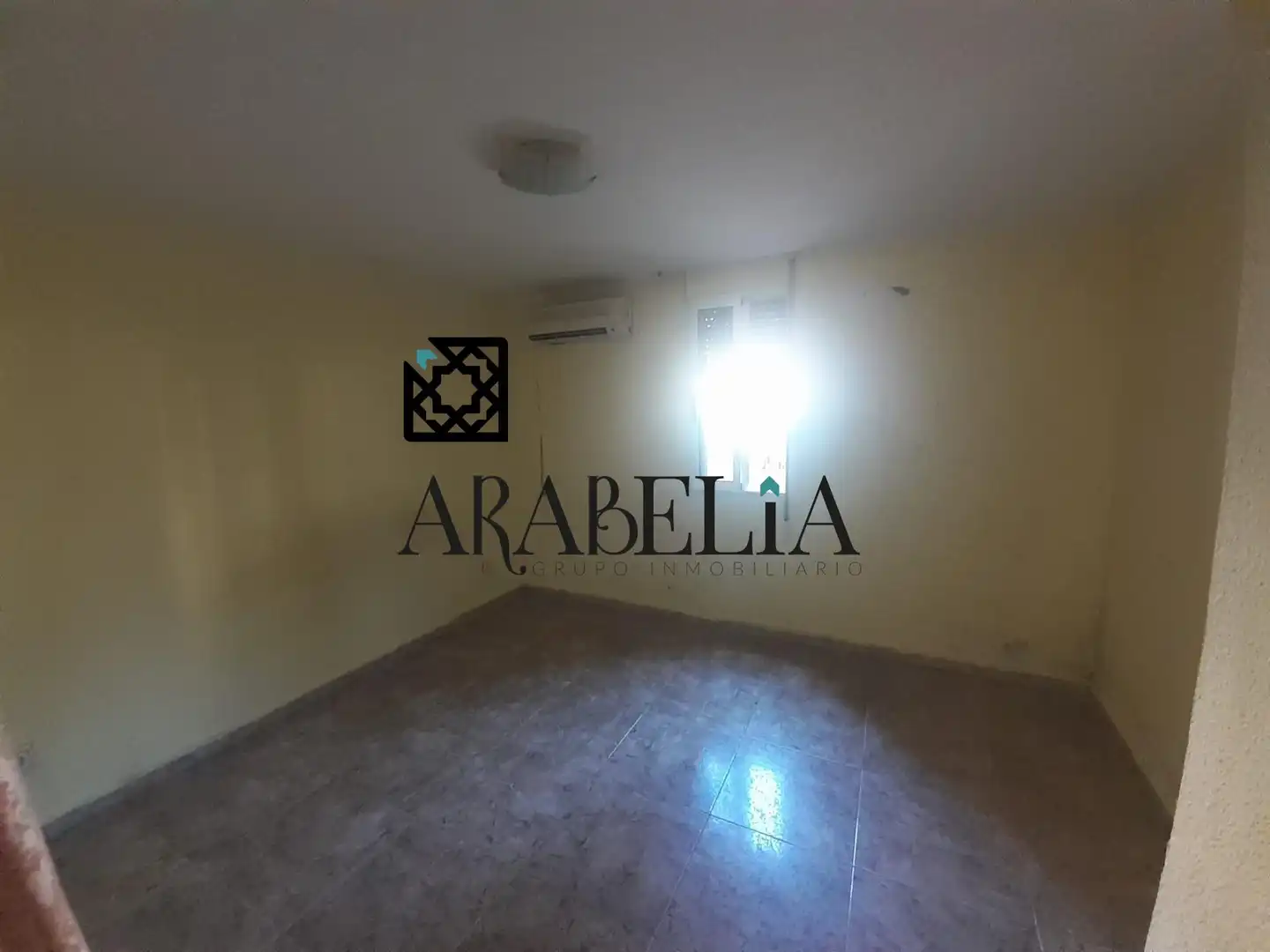 Habitación de Piso en venta en Córdoba con Calefacción