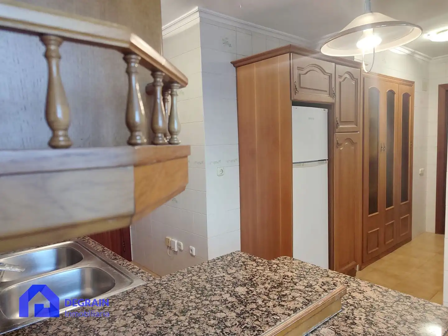 Cocina de Piso de alquiler en Oviedo  con Terraza y Trastero