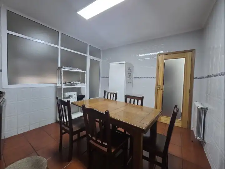 Kitchen of Flat for sale in Jerez de la Frontera  with Air Conditioner and Storage room