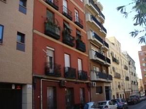 Vista exterior de Àtic de lloguer en  Madrid Capital amb Terrassa i Moblat