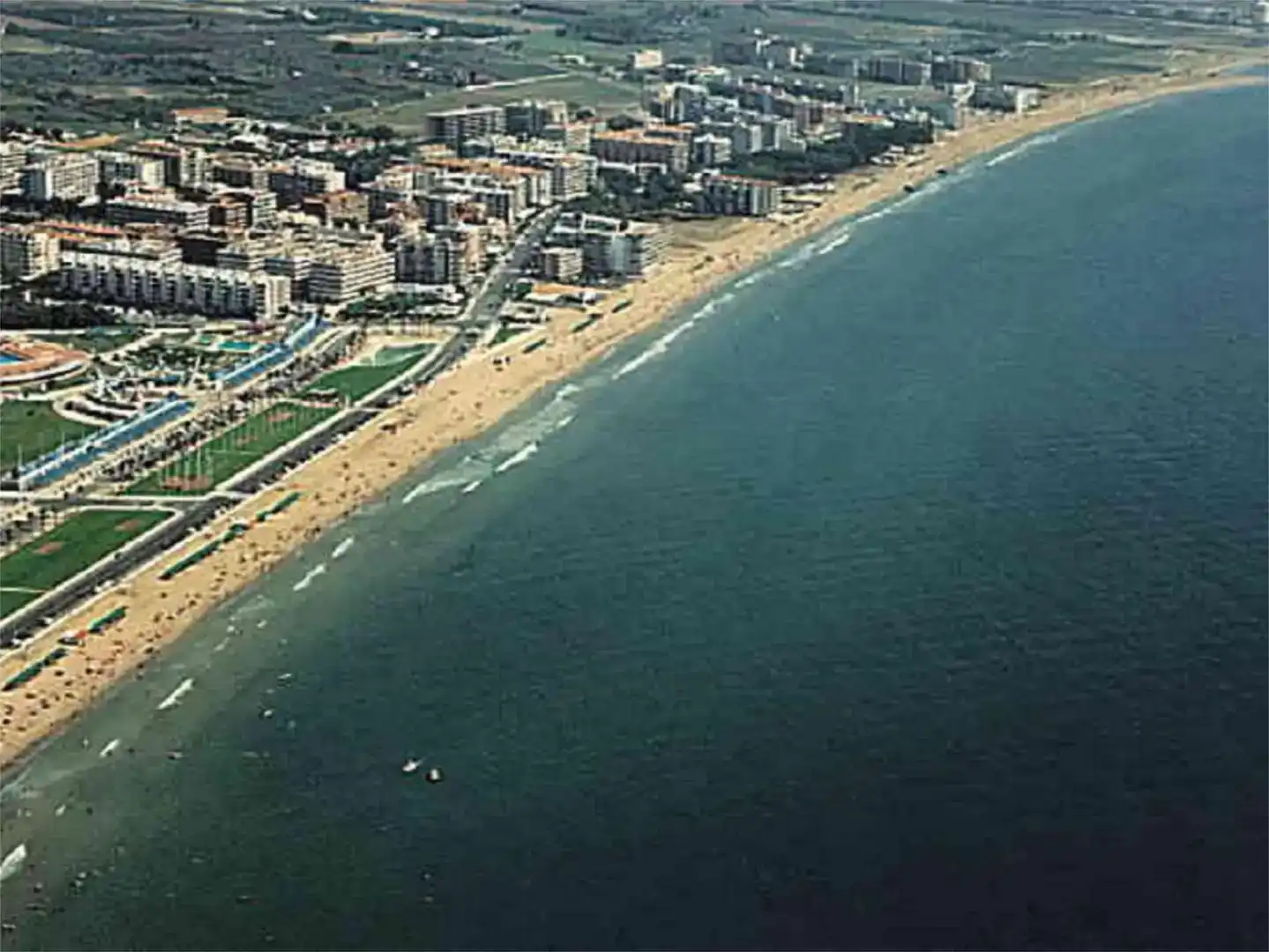 Exterior view of Flat for sale in Vila-seca  with Air Conditioner and Swimming Pool