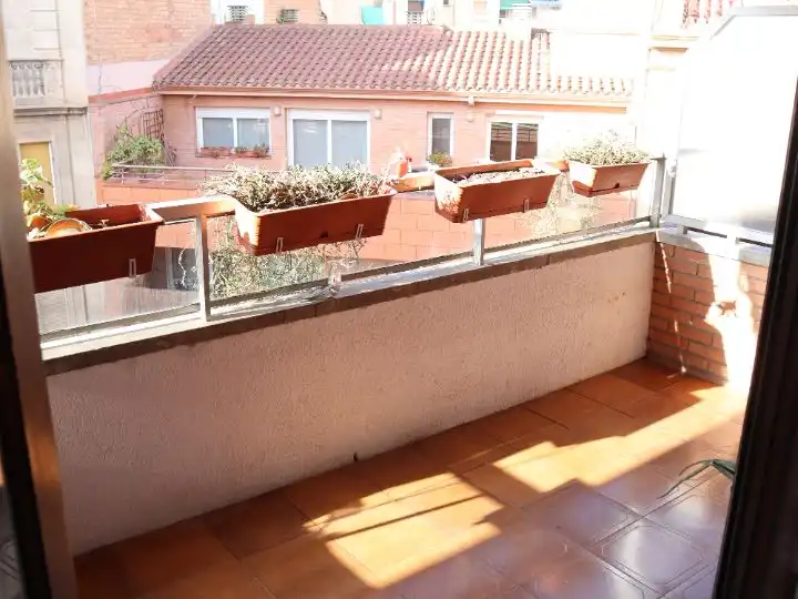 Piso con ascensor en venta en Carrer Doctor Combelles 3, imagen 4