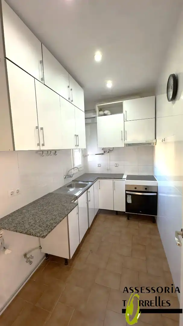 Cuina de Pis en venda en Barcelona amb Aire condicionat