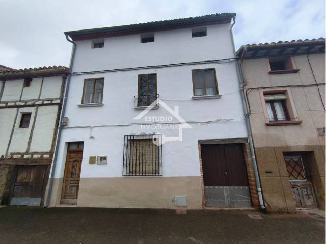 Casa-chalet en Venta en Calle Río en Canillas de Río Tuerto