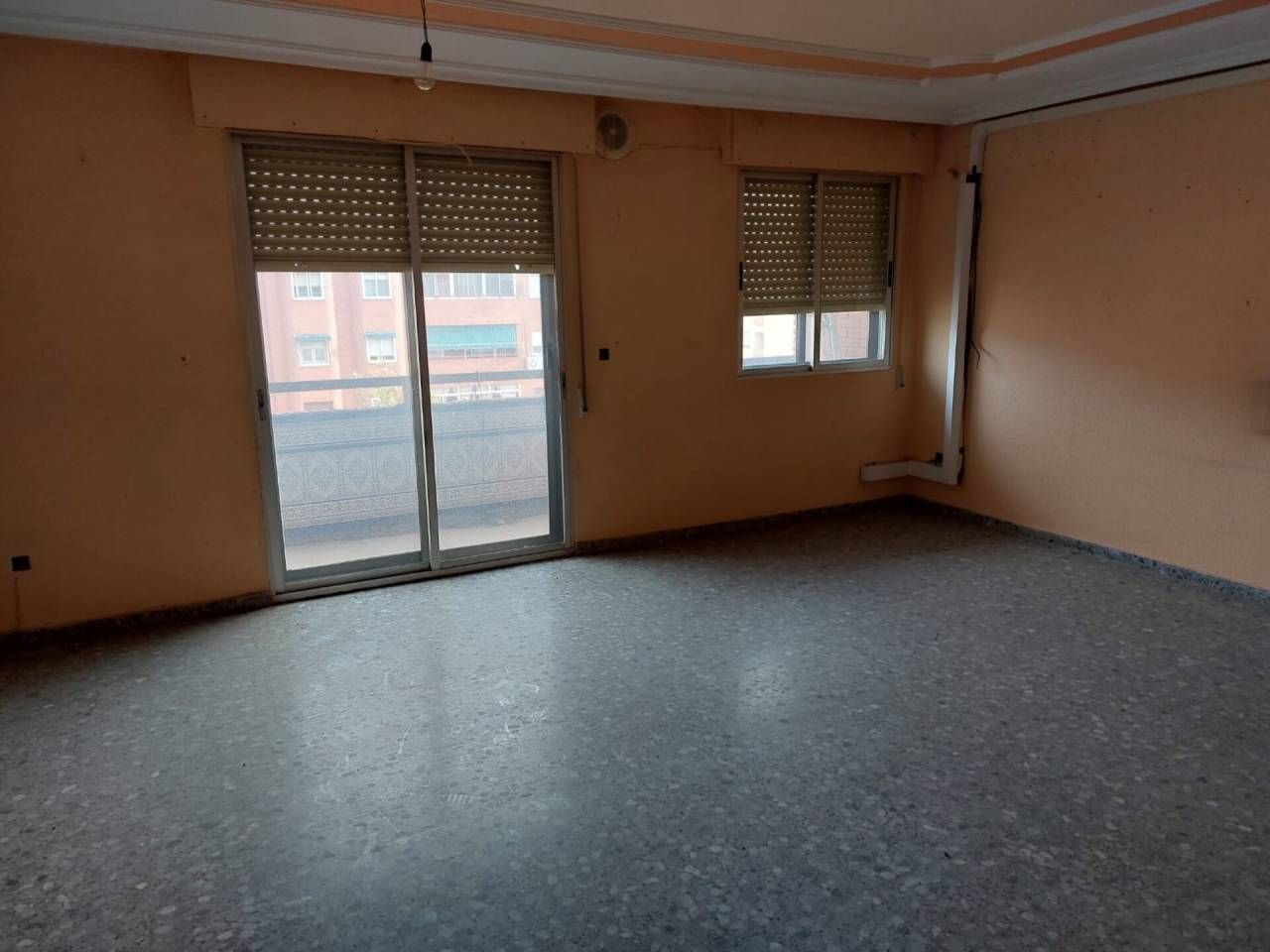 Dormitori de Pis en venda en Villarrobledo amb Calefacció i Balcó