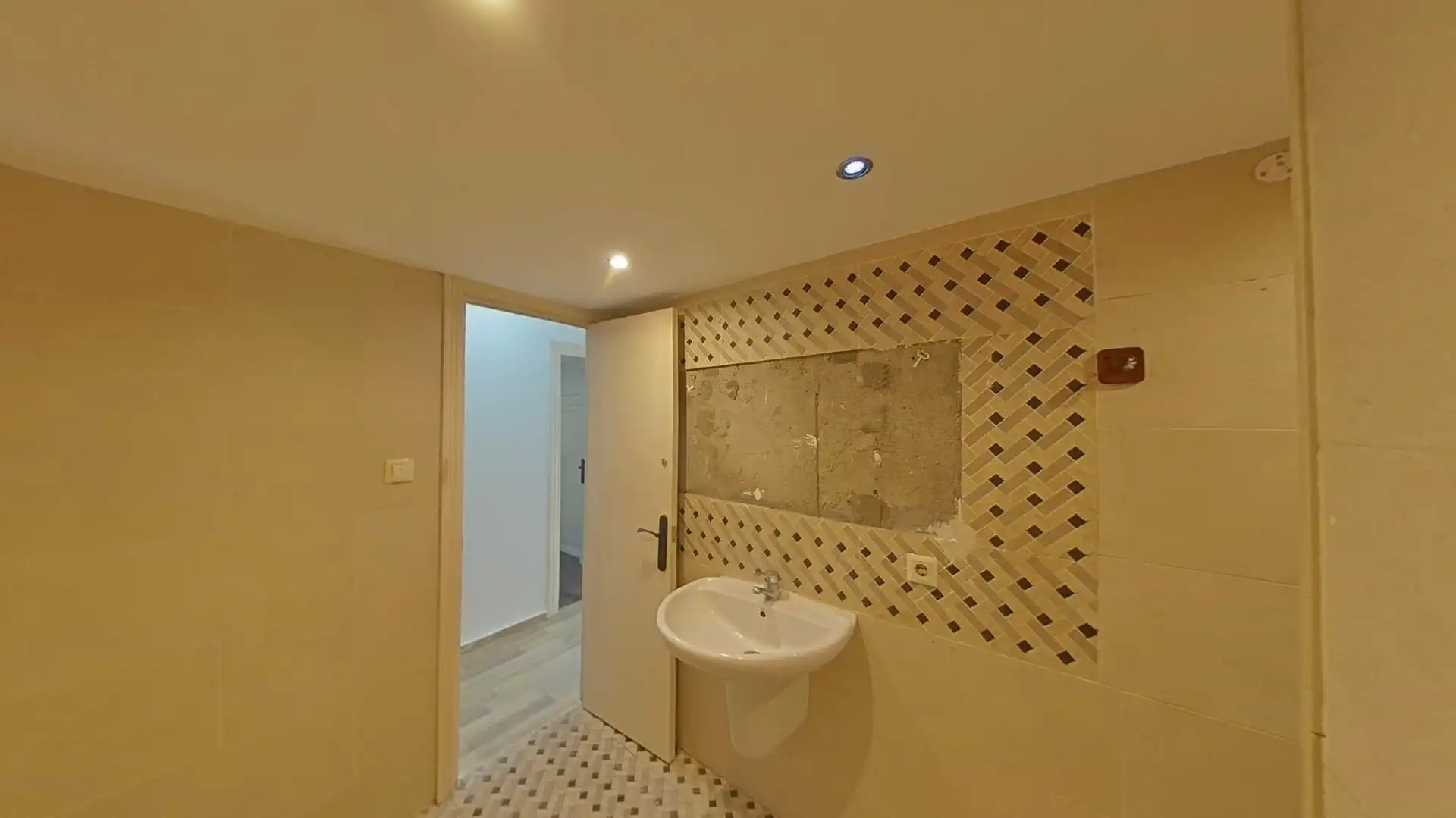 Baño de Piso en venta en Cambrils con Aire acondicionado y Parquet