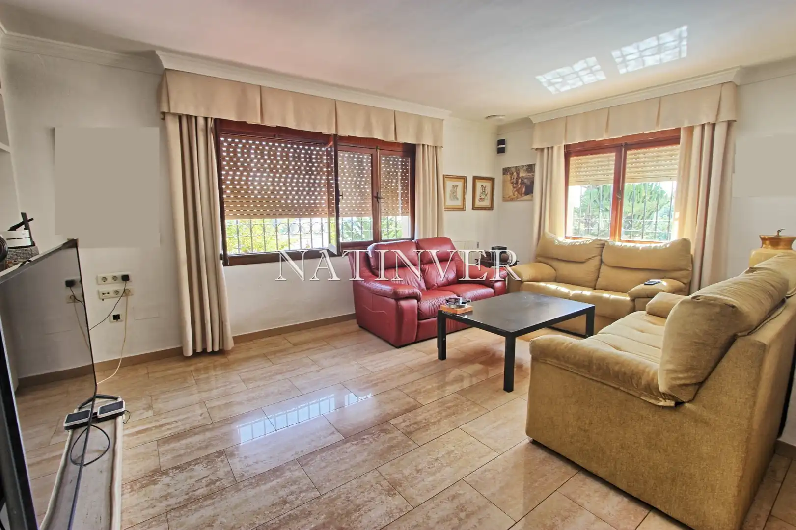 Houses for sale in Calle Rodeo, Cerrado de Calderón - Hacienda Paredes