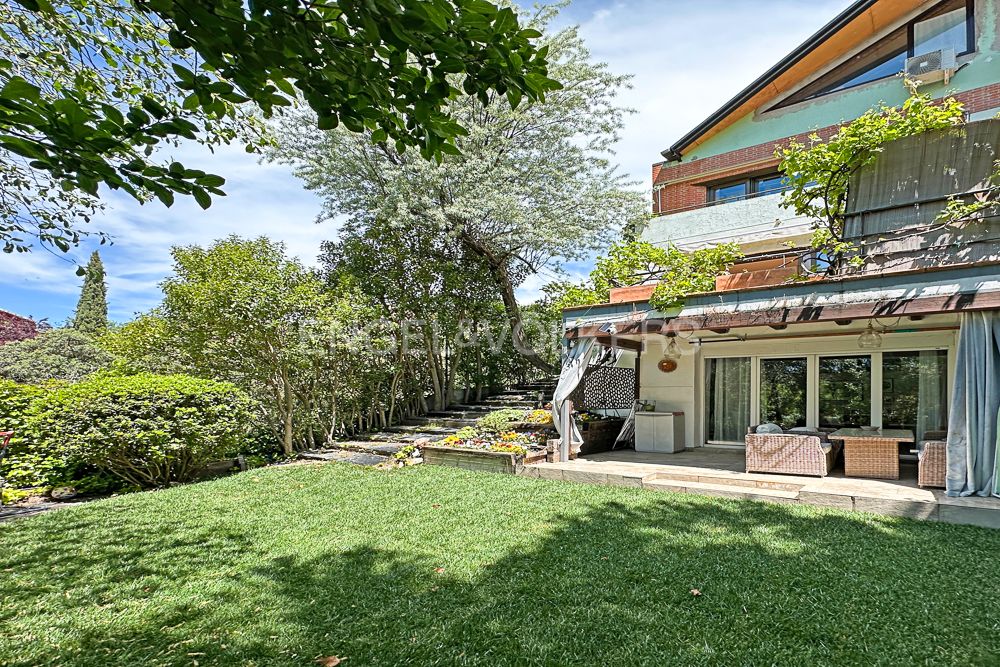 Jardín de Casa o chalet en venta en Torrelodones con Aire acondicionado, Calefacción y Jardín privado