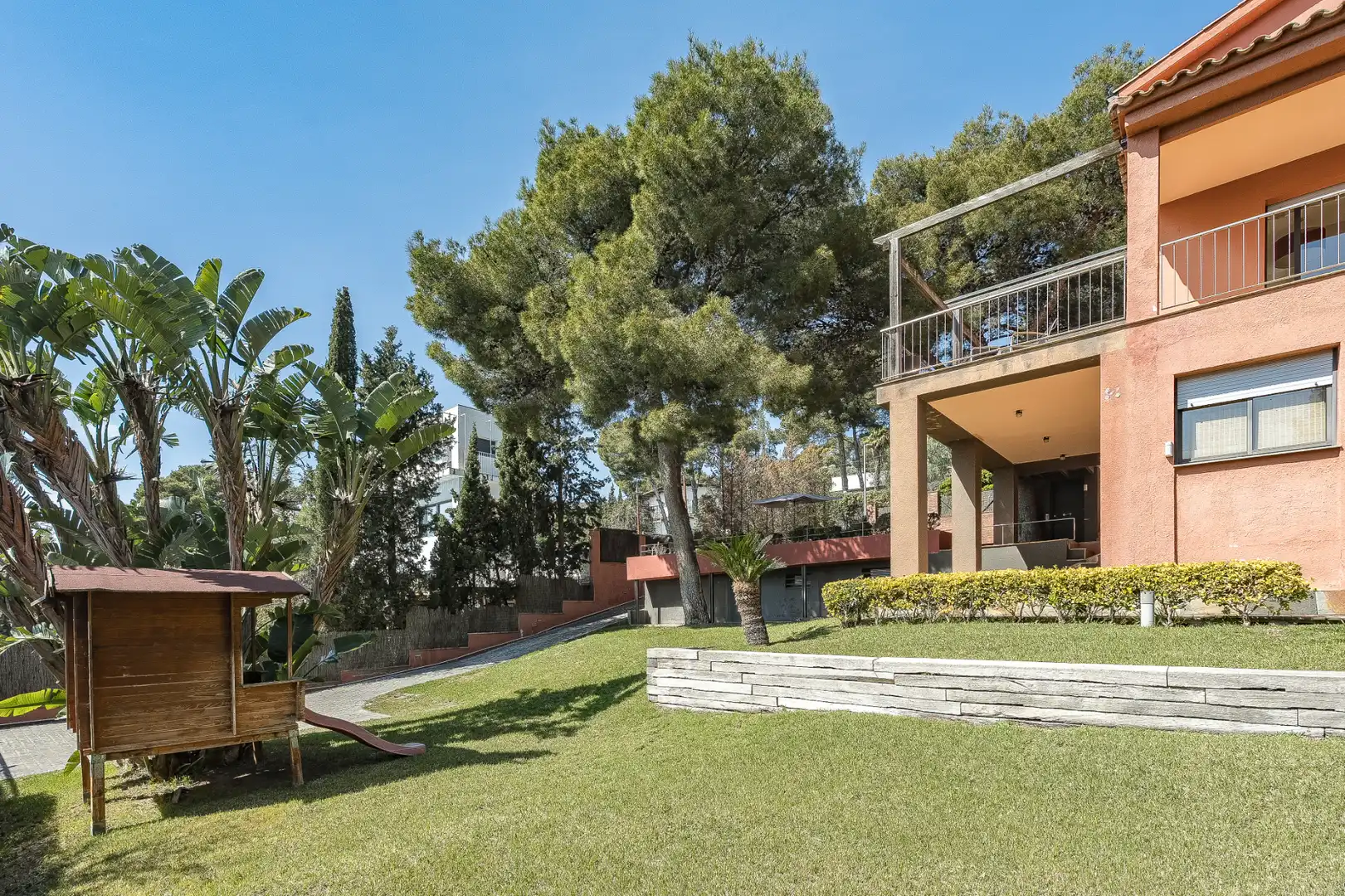 Jardí de Casa o xalet en venda en Castelldefels amb Aire condicionat, Calefacció i Jardí privat