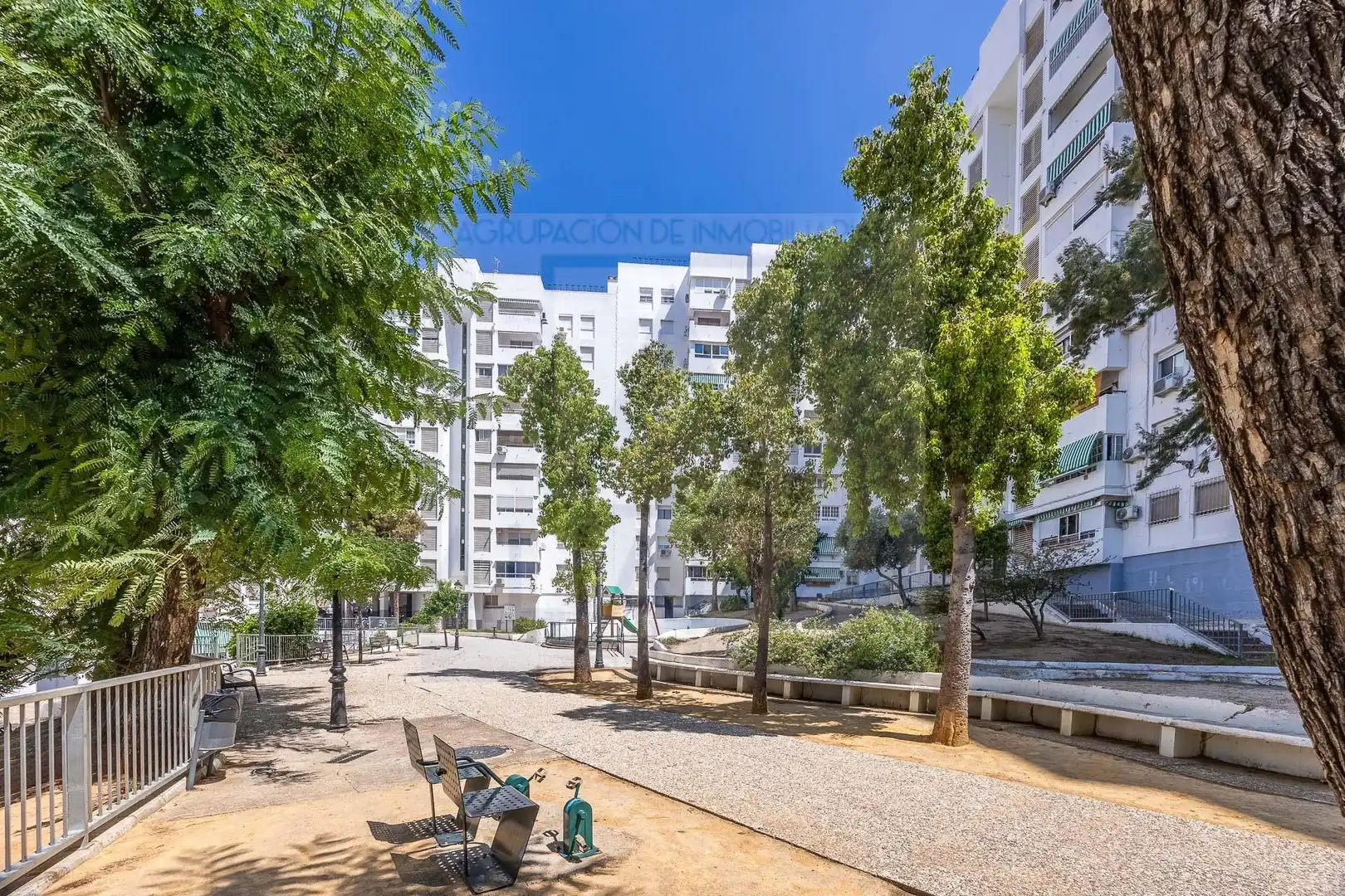 Vista exterior de Piso en venta en Camas con Aire acondicionado y Terraza