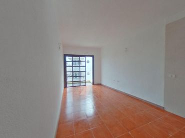 Apartament amb ascensor en venda a C/ Barranquillo