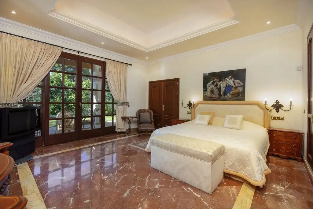Detached house with pool for sale in San Pedro de Alcántara, imagen 16