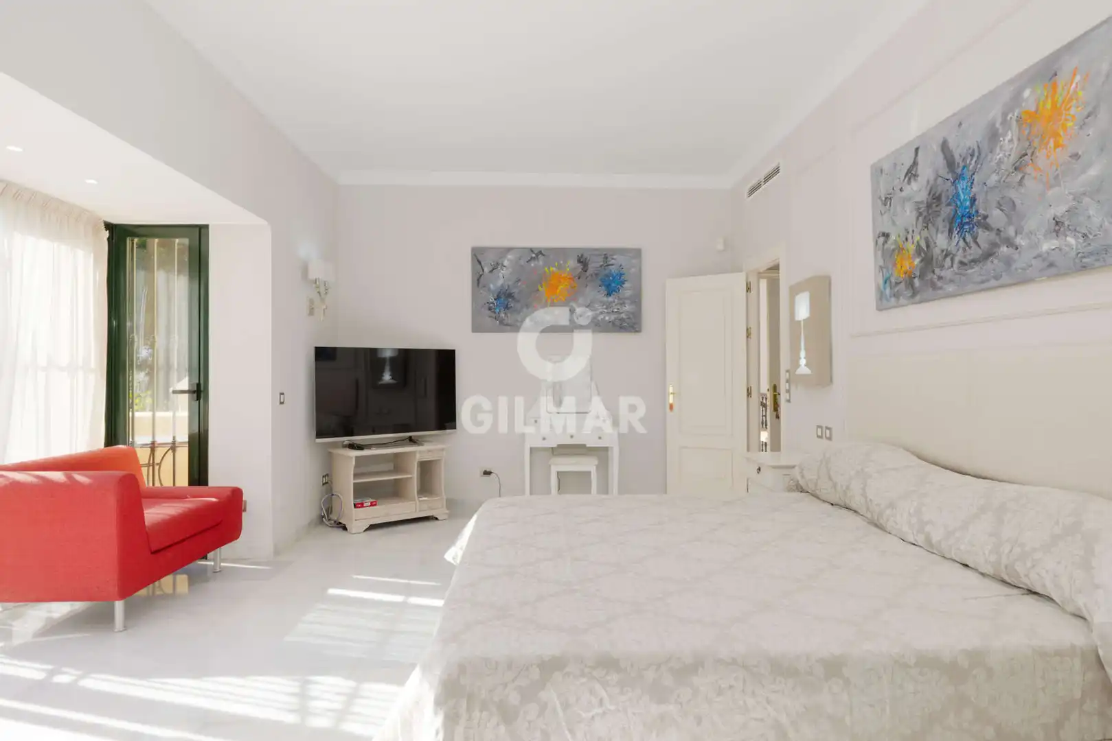 Habitación de Casa o chalet en venta en Estepona con Calefacción, Jardín privado y Piscina