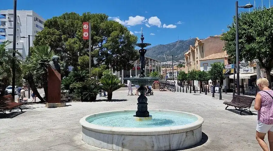 Vista exterior de Pis en venda en Benalmádena amb Aire condicionat, Parquet i Terrassa