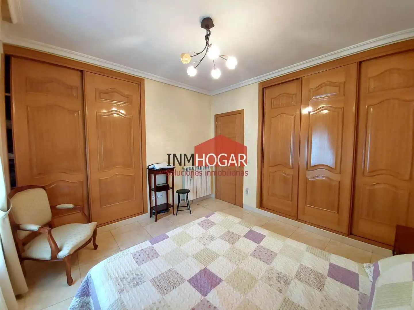 Habitación de Piso en venta en Ávila con Calefacción, Terraza y Trastero