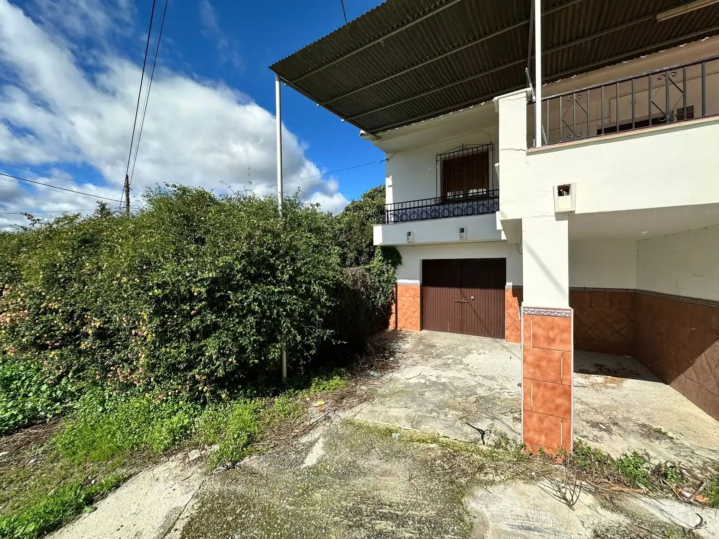 Vista exterior de Casa o xalet en venda en Vélez-Málaga amb Aire condicionat, Jardí privat i Traster