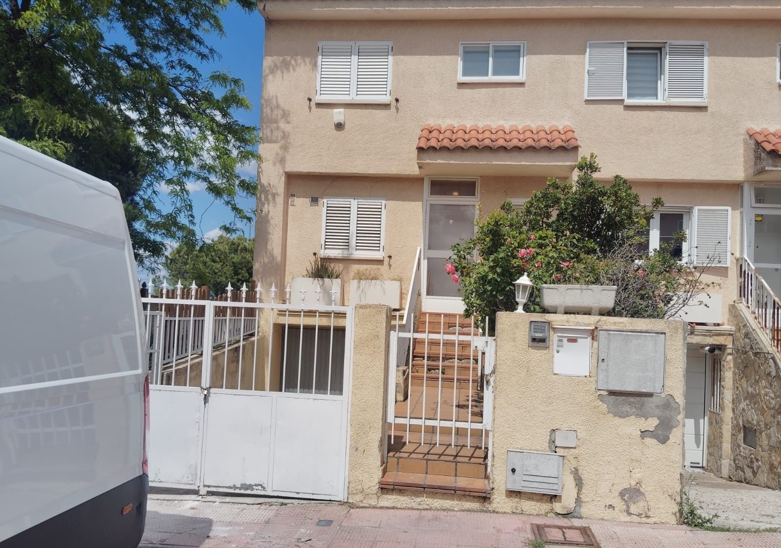 Exterior view of Single-family semi-detached for sale in Algete