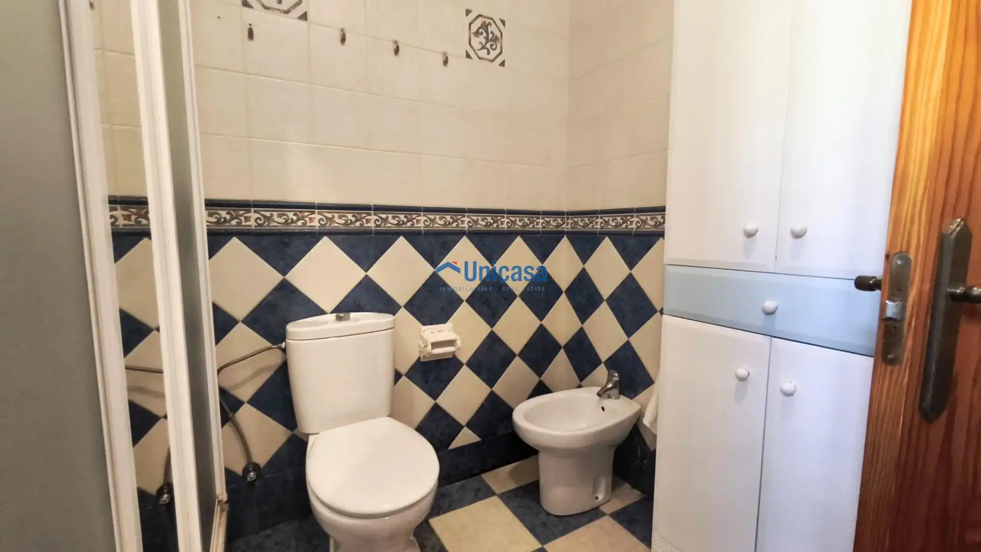 Bathroom of Houses for sale in Málaga