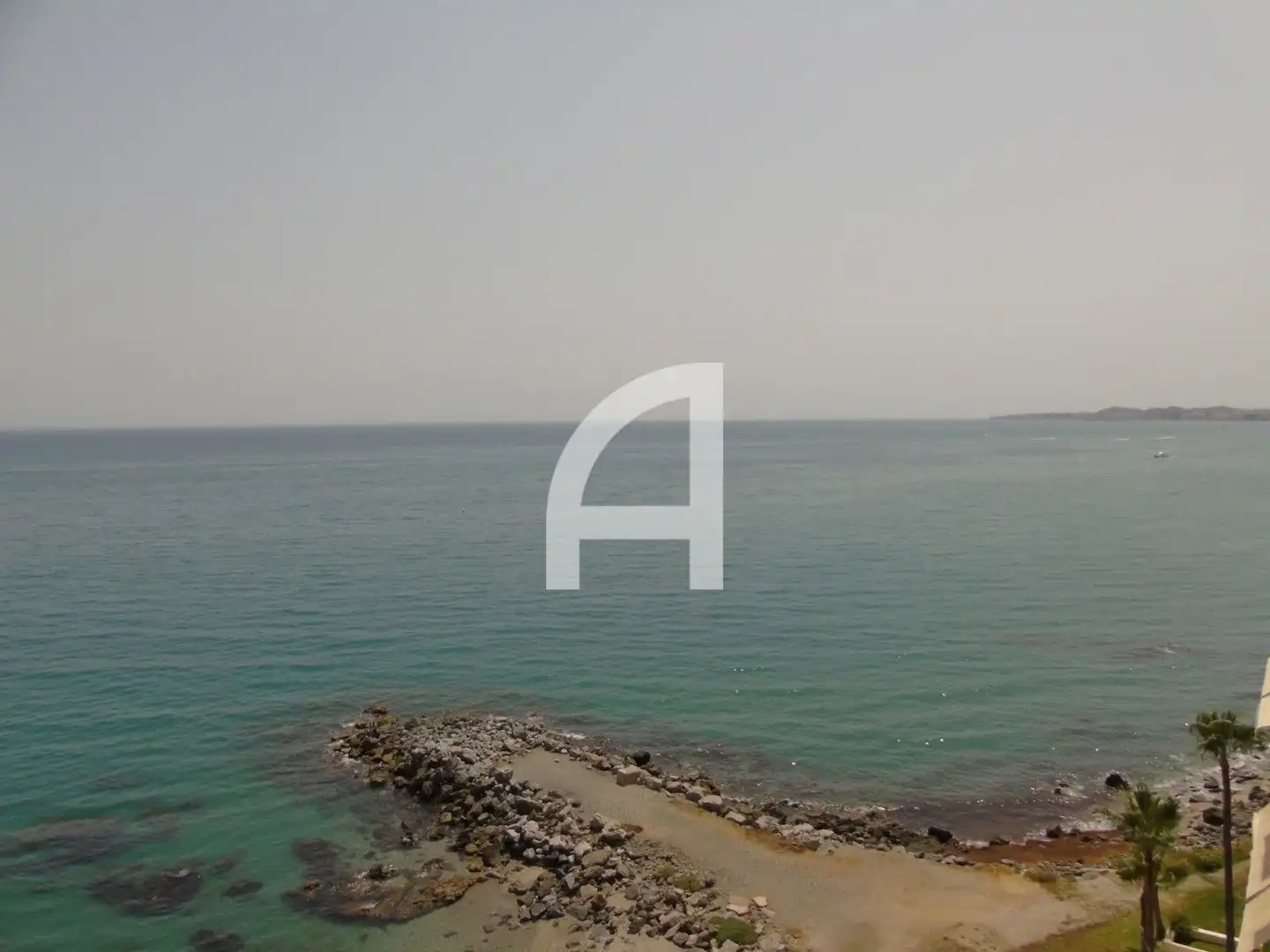 Dachboden zum Verkauf in Benalmádena mit Klimaanlage, Heizung und Terrasse