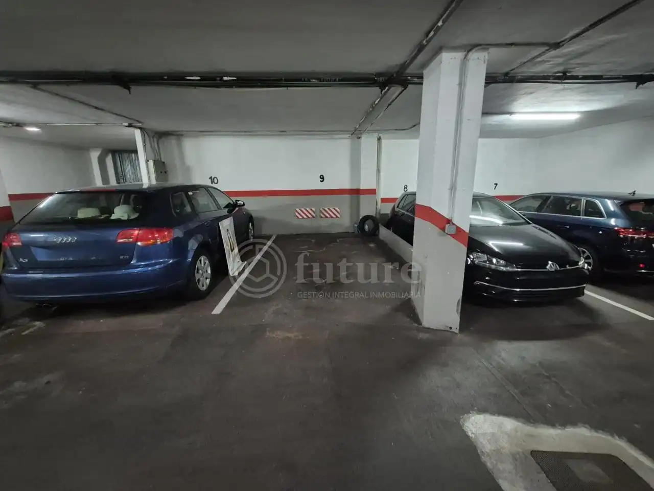 Parking of Flat for sale in Salamanca  with Heating, Terrace and Furnished
