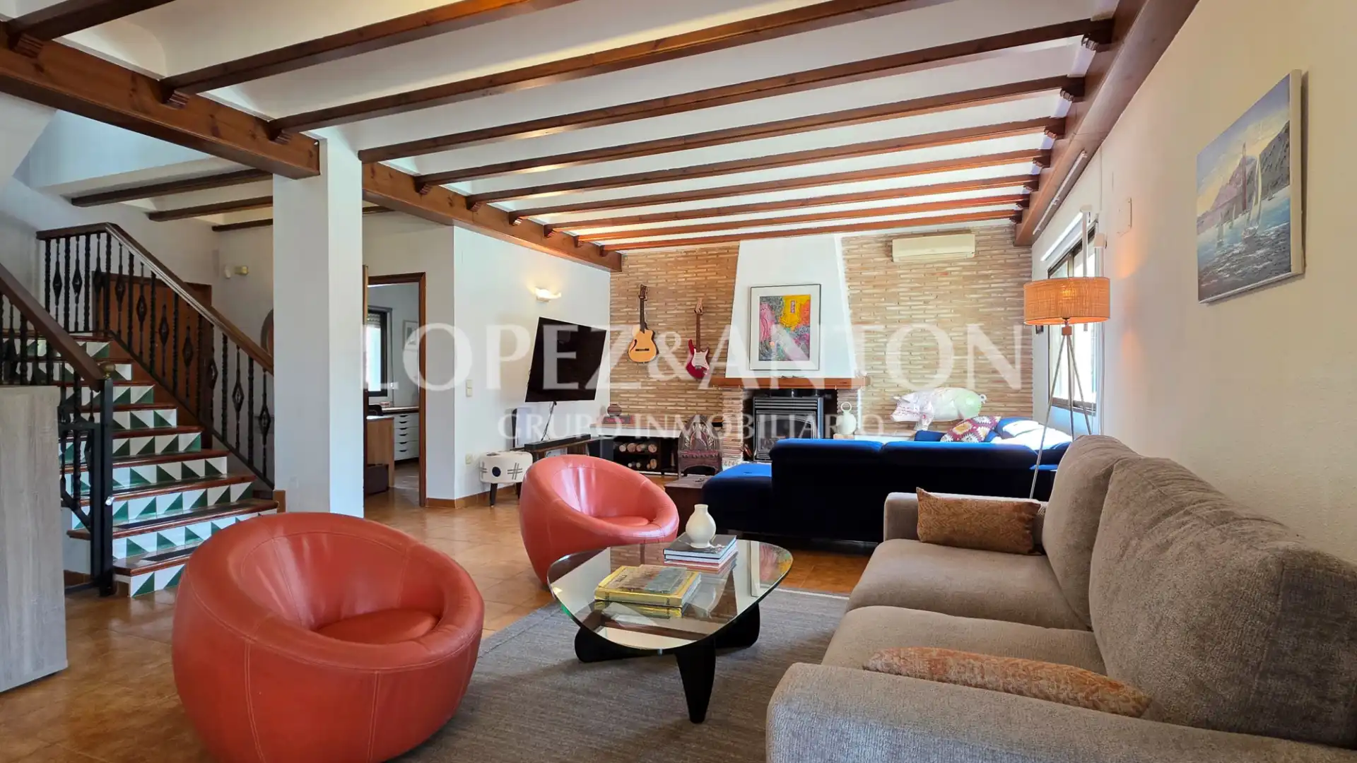 Sala de estar de Casa o chalet en venta en Paterna con Aire acondicionado, Jardín privado y Terraza