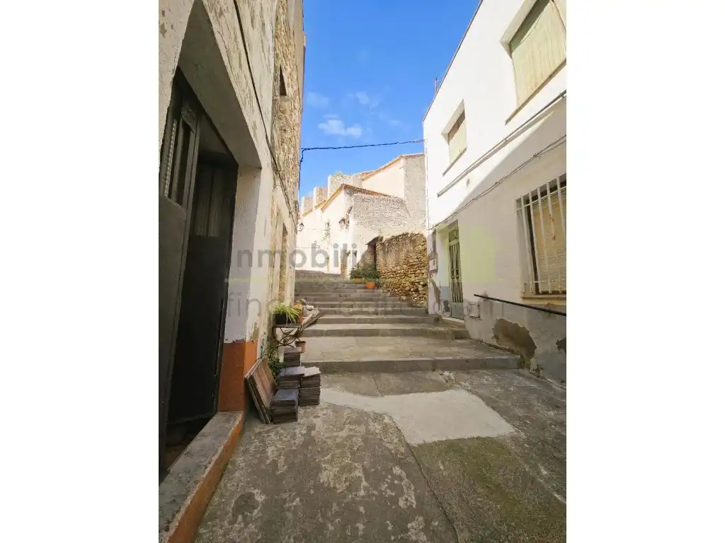 Vista exterior de Casa o xalet en venda en Cervera del Maestre amb Terrassa i Balcó